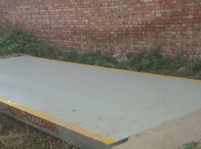 濮陽中原石油勘探局新習(xí)農(nóng)場15噸地磅