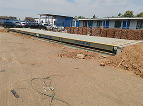 鄭州弘昌建筑設(shè)備租賃100噸地磅