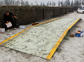 駐馬店市河塢鄉(xiāng)糧食收購(gòu)站30噸移動(dòng)地磅