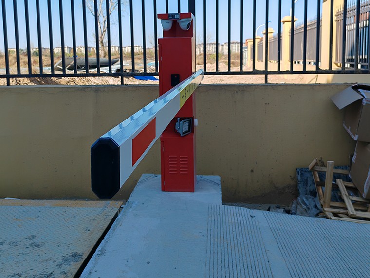 1592288583308371.jpg 河南交投雙向車號(hào)識(shí)別3