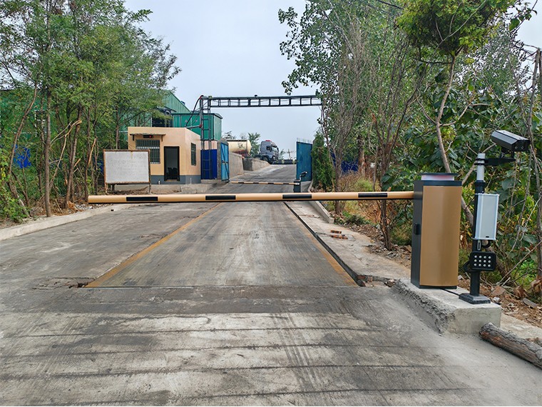 永安煤礦洛陽(yáng)孟津礦區(qū)雙向車(chē)號(hào)識(shí)別無(wú)人值守2